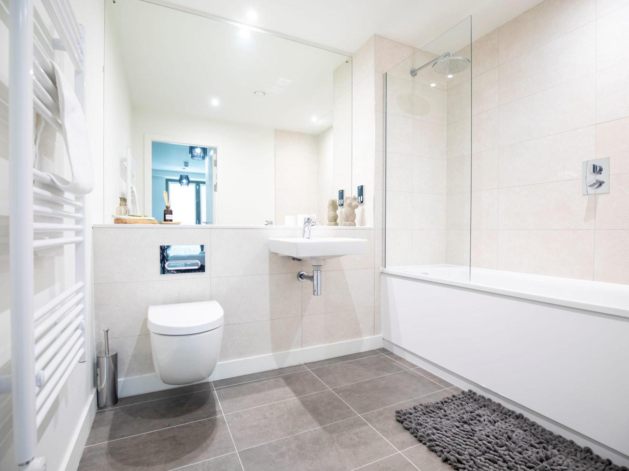 Luxury Free Parking Townhouse Villa Manchester Exterior foto